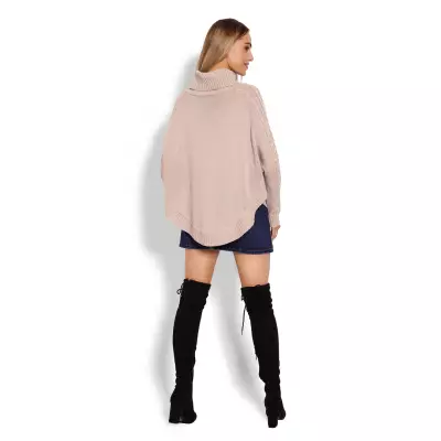 Sweter Ponczo Model 70009 Latte - PeeKaBoo