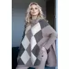 Sweter Damski Model 30088 Cappuccino - PeeKaBoo