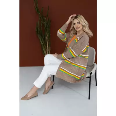 Sweter Kardigan Model 30090 Cappuccino - PeeKaBoo