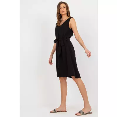 Sukienka Model WN-SK-VE38.07 Black - Rue Paris